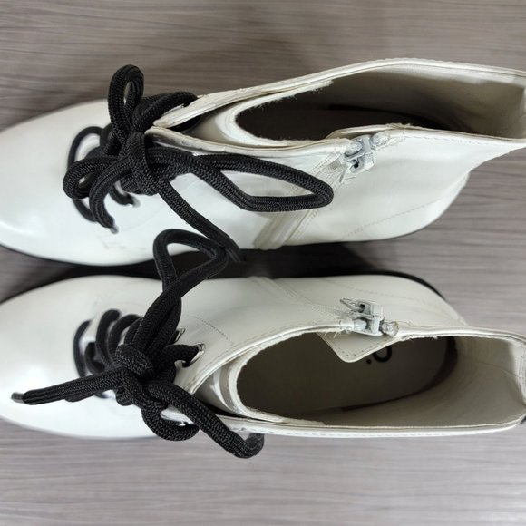 BP. Masson Bootie, White Faux Leather Womens Sz 8 - Picture 8 of 10